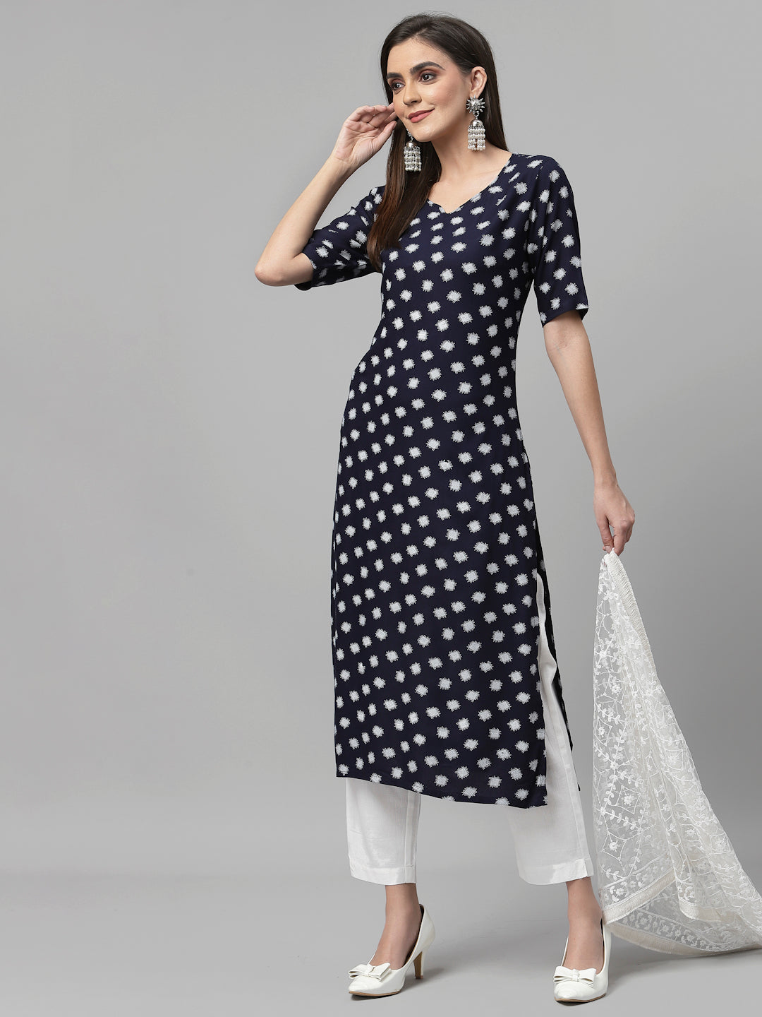 Women Blue Abstract Print Straight Kurta - Kashyap Global Lifestyles LLP