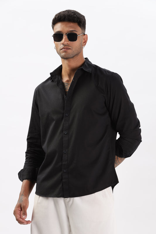 Uri Men Black Dobby Textured Casual Shirt