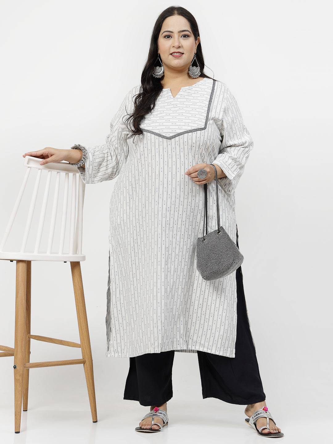 Women Plus Size Off White Cotton Dobby Kurta - Kashyap Global Lifestyles LLP