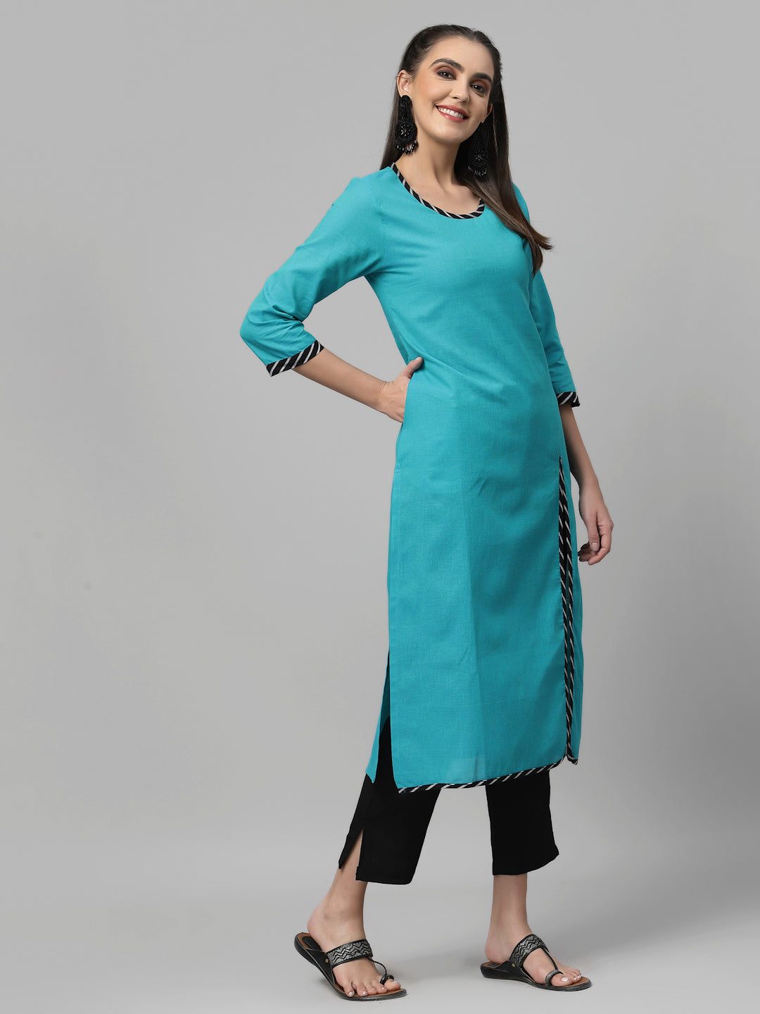 Women Terquoise Front Slit Kurta - Kashyap Global Lifestyles LLP