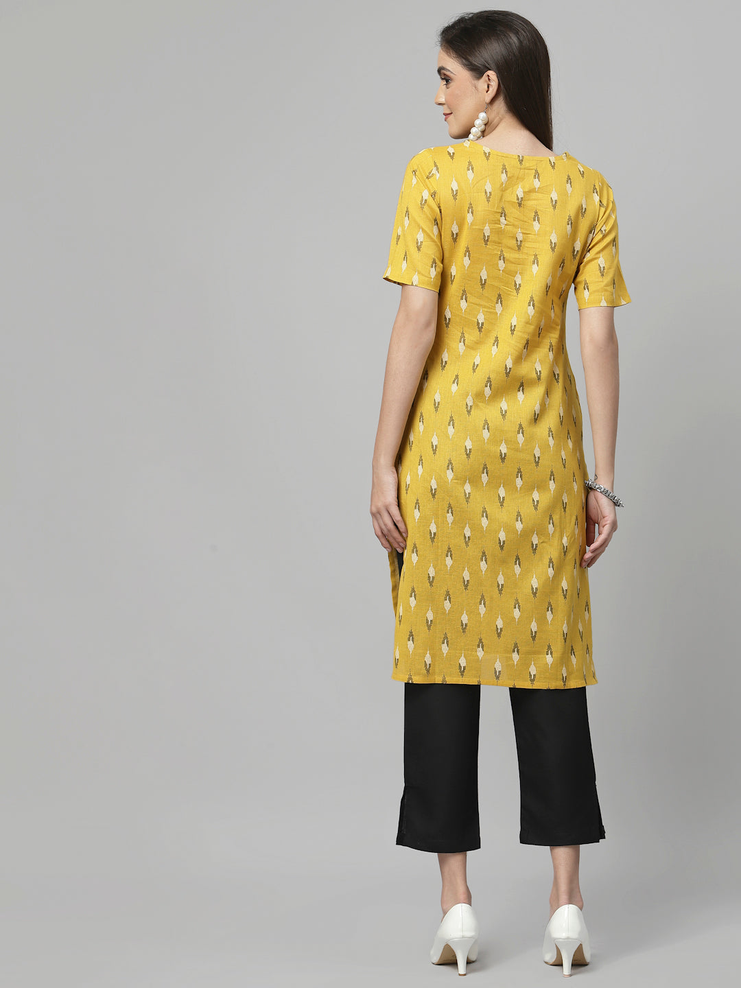 Women Geometric Print Cotton Linen Kurta - Kashyap Global Lifestyles LLP