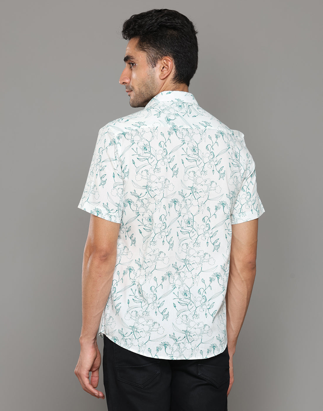 Men Floral Printed Short Sleeves Shirt - Kashyap Global Lifestyles LLP