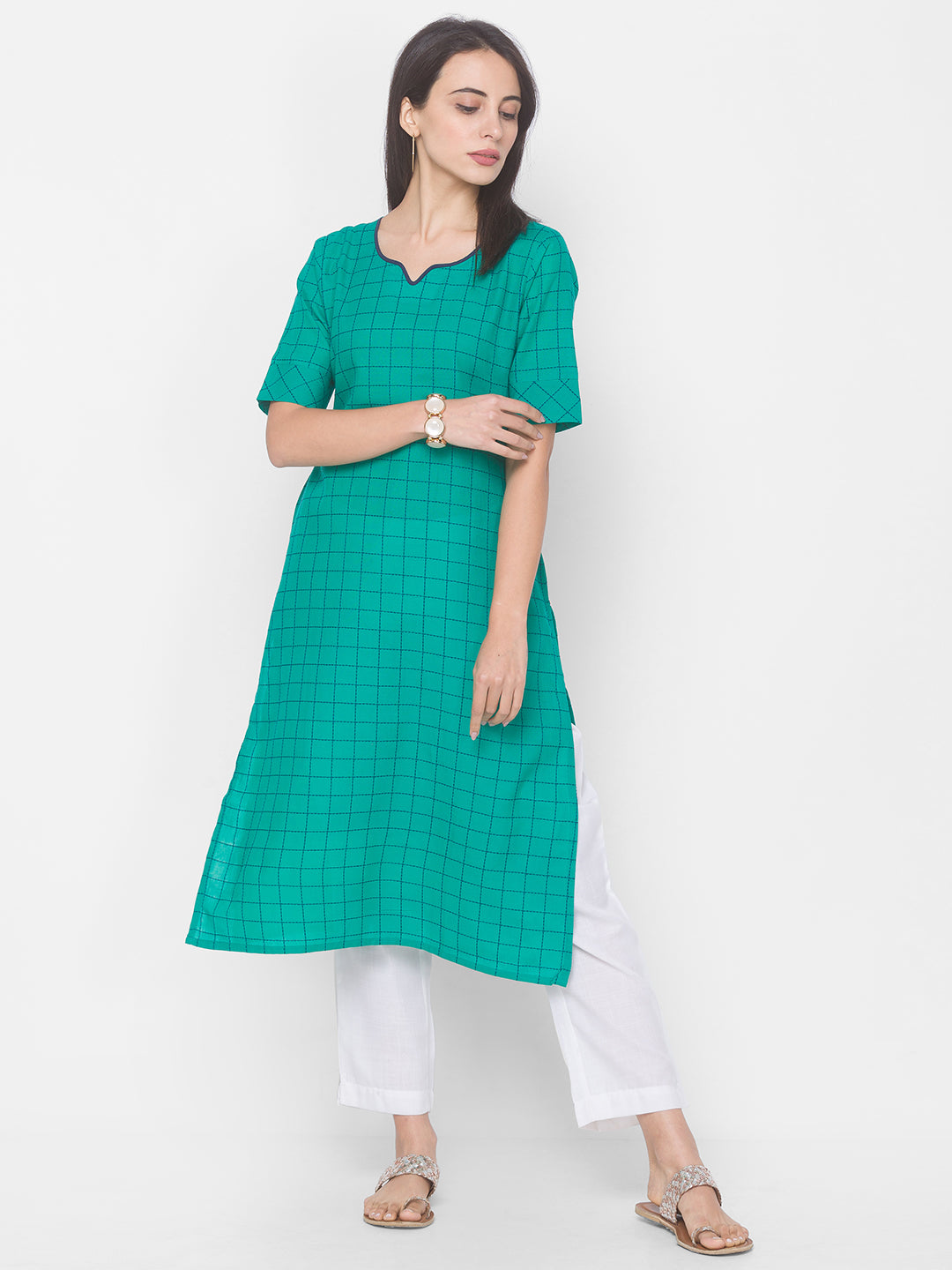 Women Green Cotton Checkered Kurta - Kashyap Global Lifestyles LLP